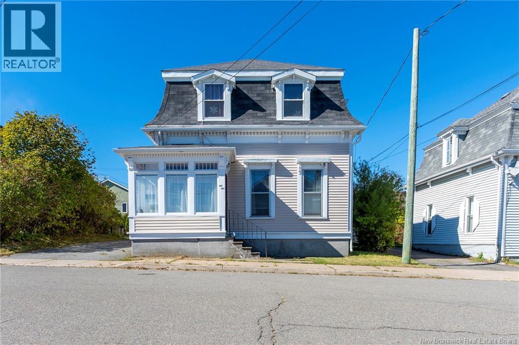 201-203 Guilford Street, Saint John, New Brunswick  E2M 1V8 - Photo 1 - NB127923