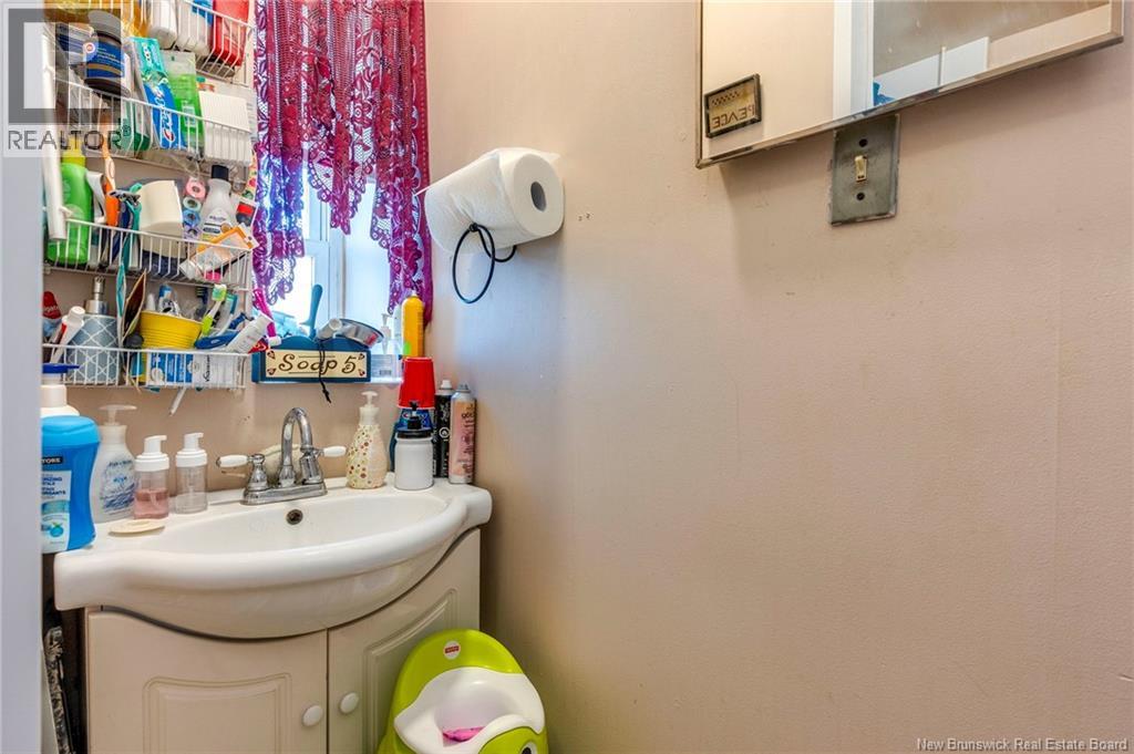 201-203 Guilford Street, Saint John, New Brunswick  E2M 1V8 - Photo 32 - NB127923