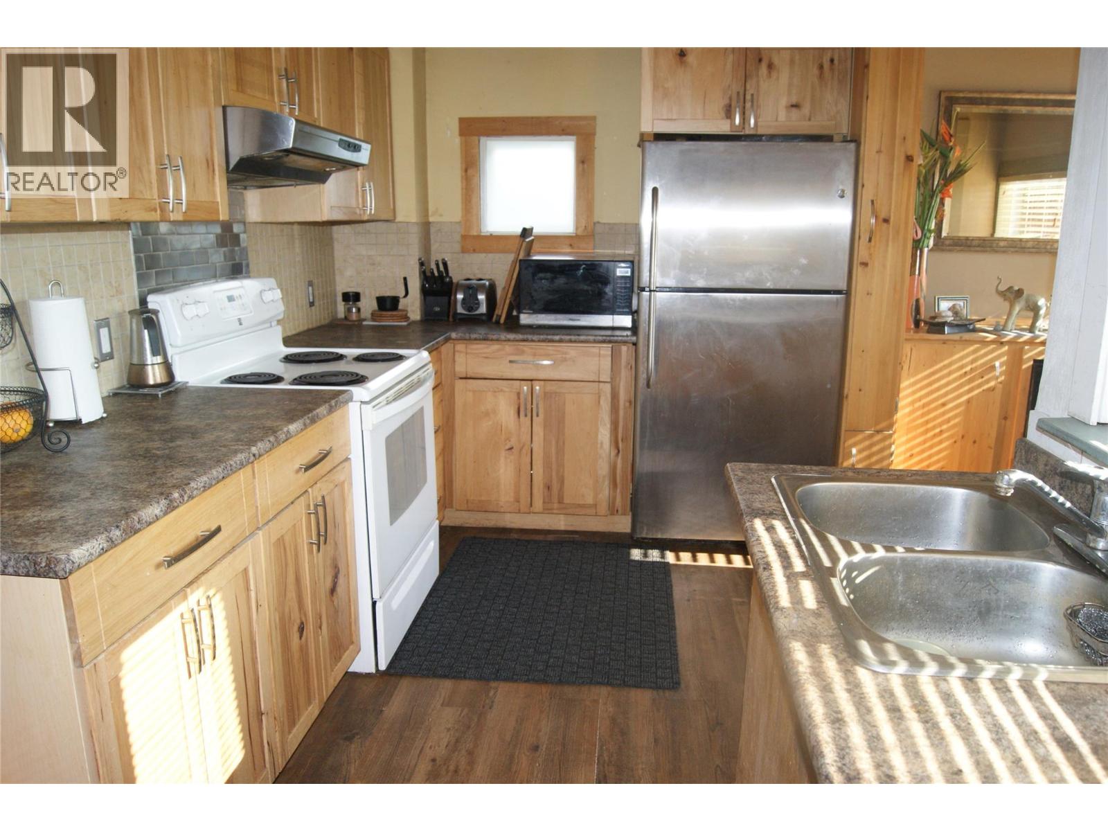 378 Archibald Street, Kimberley, British Columbia  V1A 1M9 - Photo 6 - 10360260