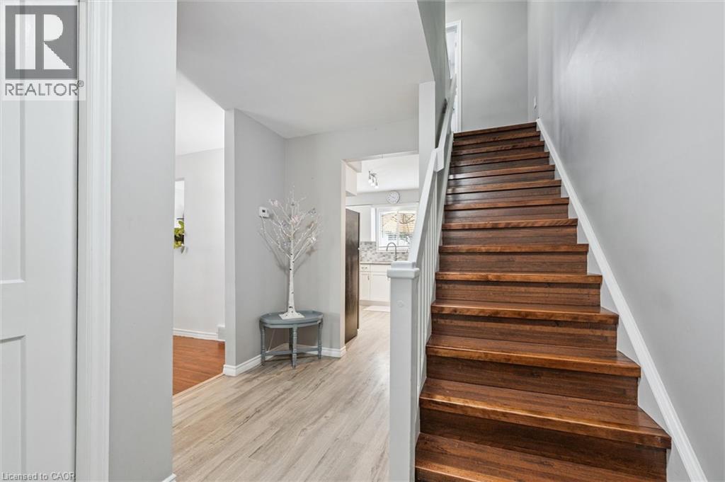 174 Sunpoint Crescent, Waterloo, Ontario  N2V 1T7 - Photo 8 - 40776219