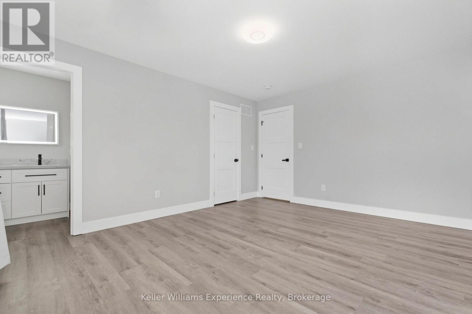 2425 Old Fort Road, Tay, Ontario  L4R 4K3 - Photo 26 - S12409170