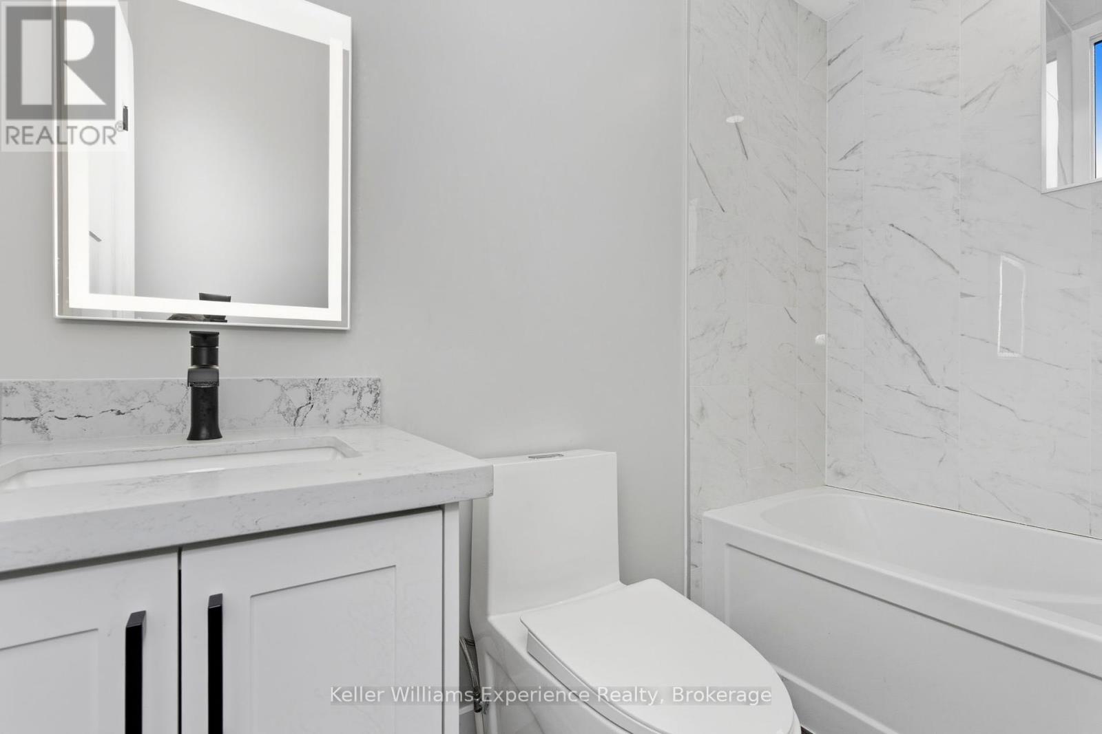 2425 Old Fort Road, Tay, Ontario  L4R 4K3 - Photo 29 - S12409170