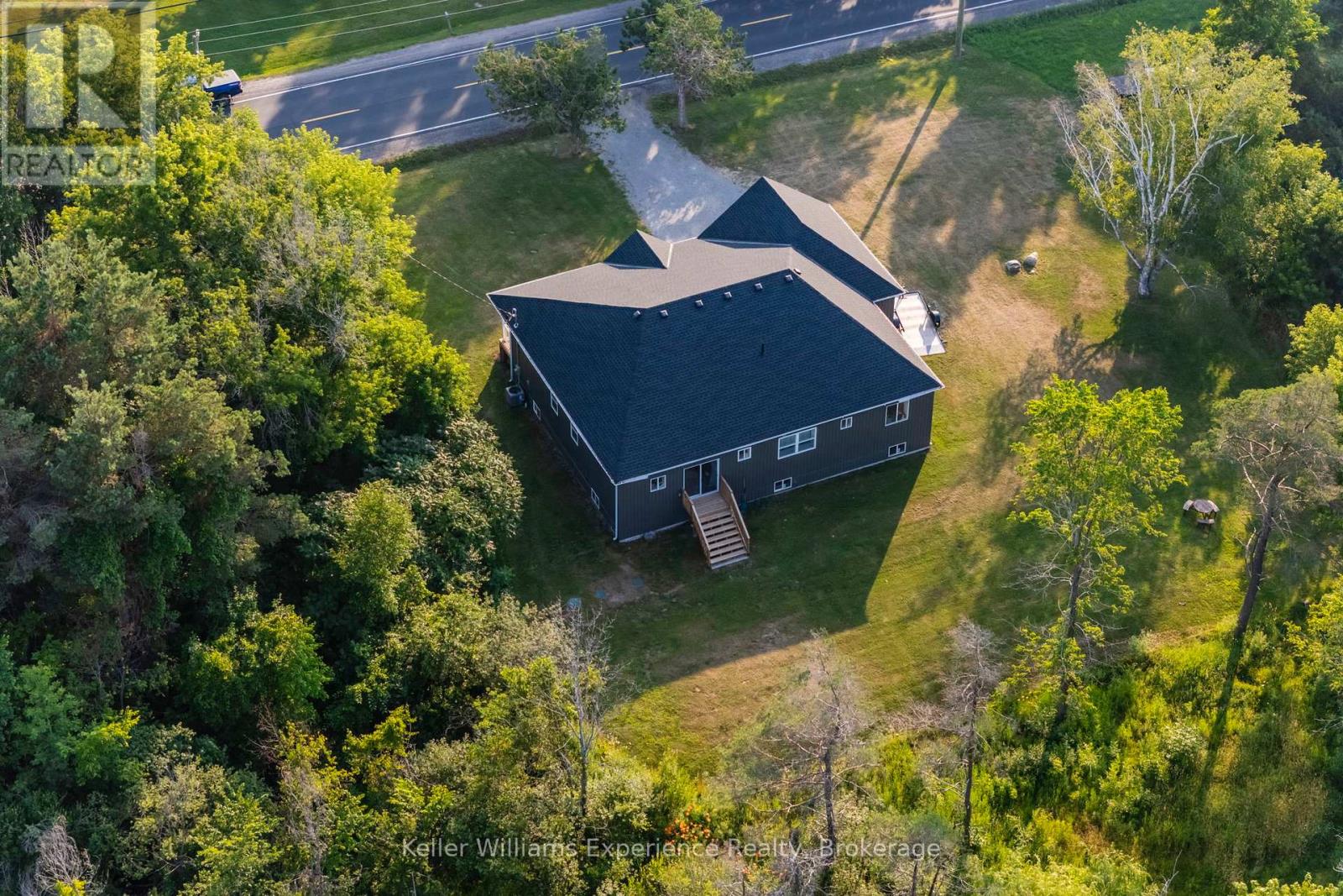 2425 Old Fort Road, Tay, Ontario  L4R 4K3 - Photo 42 - S12409170