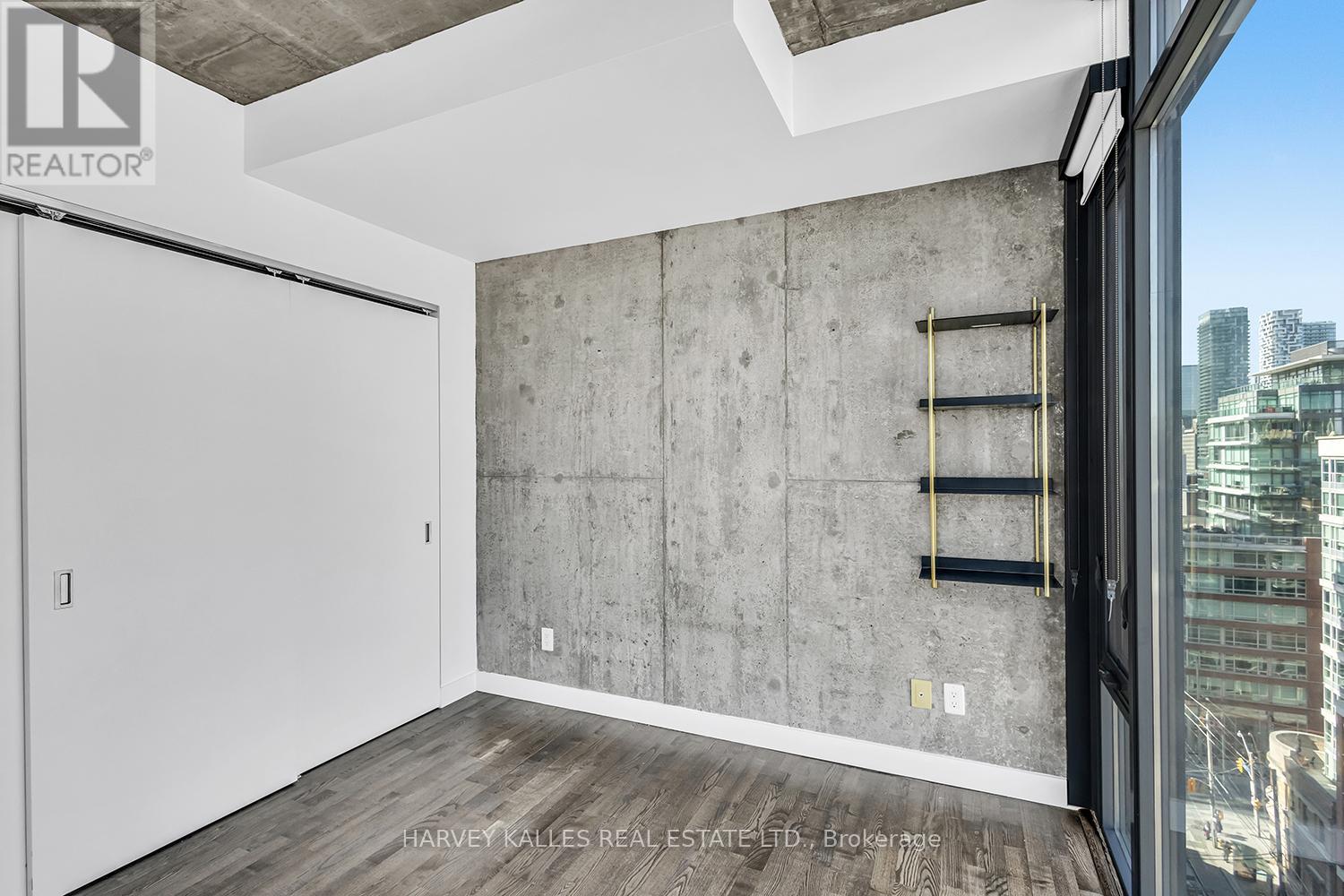 1105 - 138 Princess Street, Toronto, Ontario  M5A 0B1 - Photo 10 - C12442941
