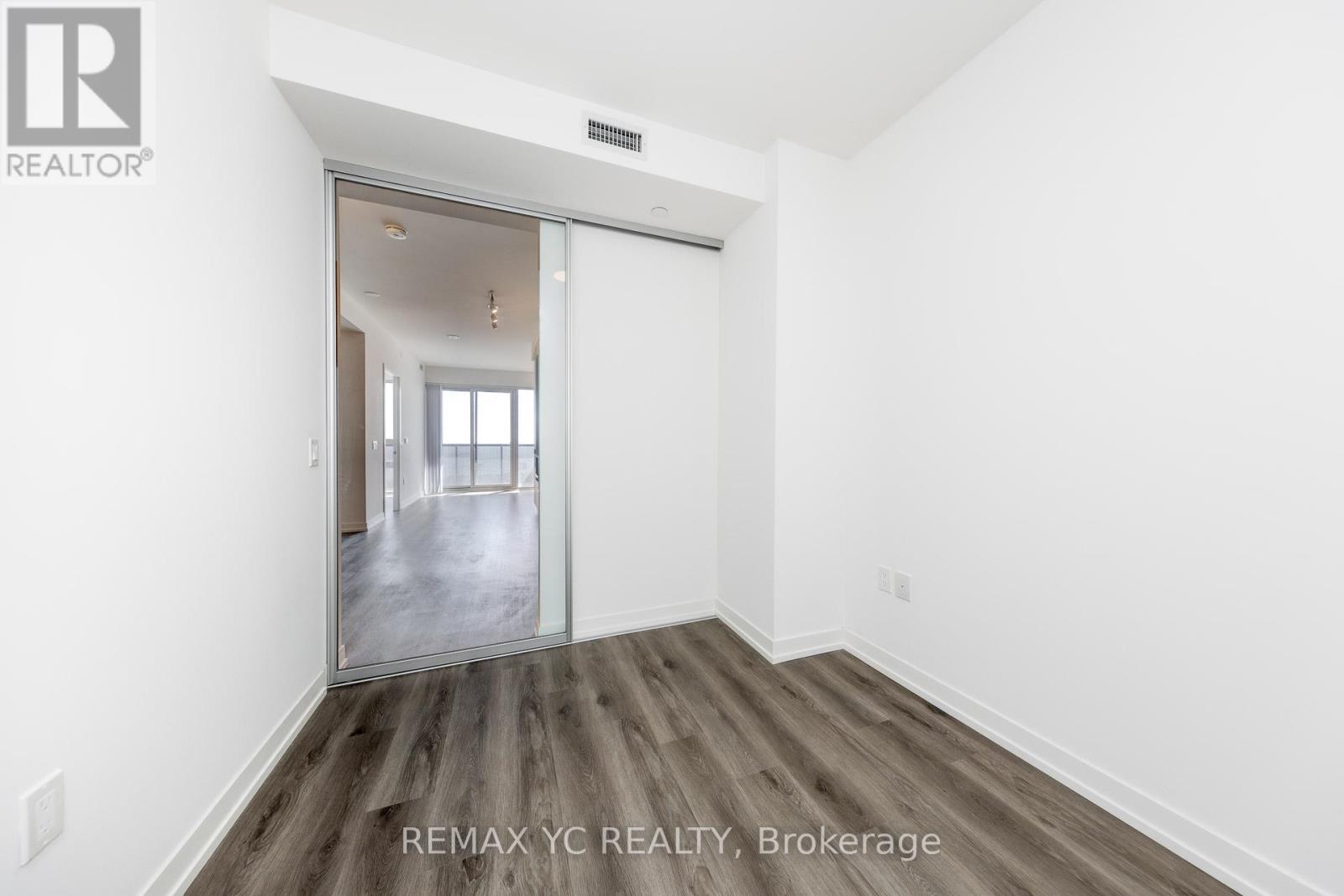 7108 - 138 Downes Street, Toronto (Waterfront Communities), Ontario  M5E 0E4 - Photo 21 - C12442961