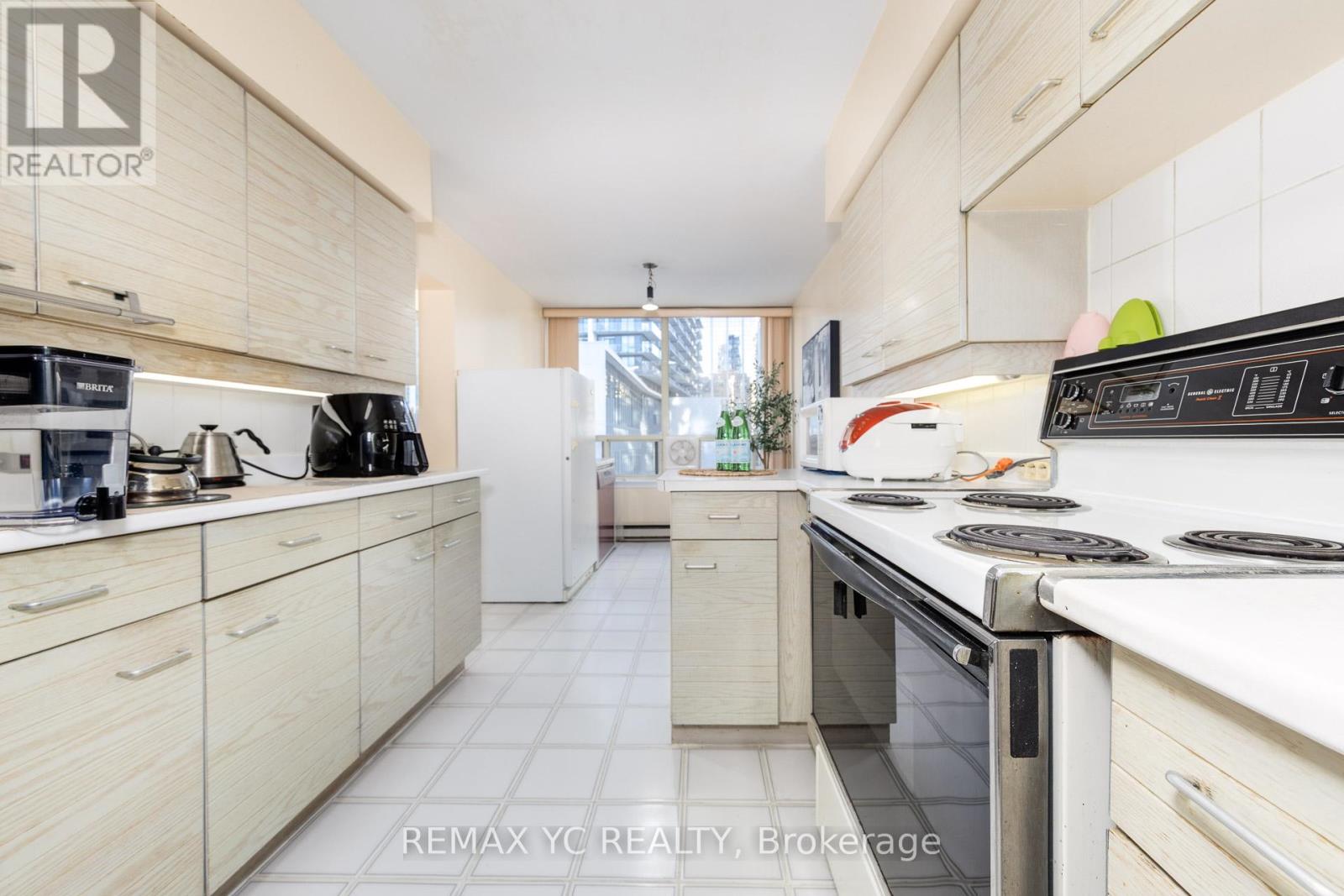 614 - 30 Greenfield Avenue, Toronto (Willowdale East), Ontario  M2N 6N3 - Photo 13 - C12442987