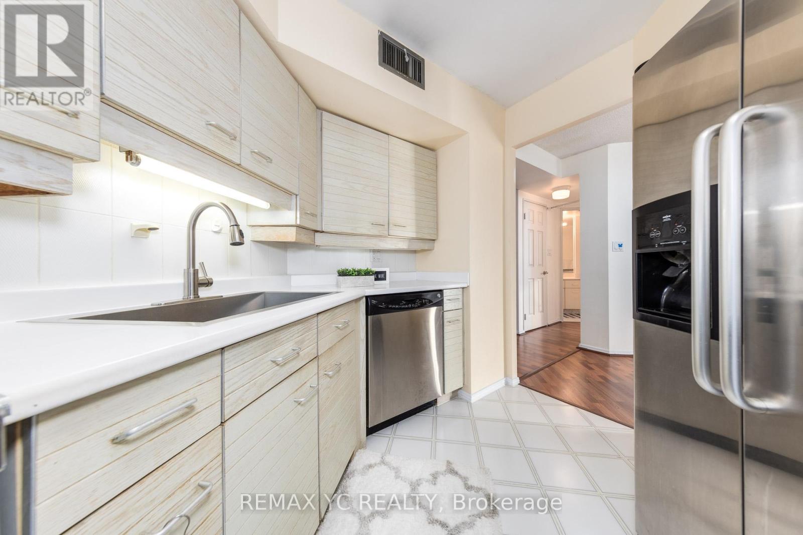 614 - 30 Greenfield Avenue, Toronto (Willowdale East), Ontario  M2N 6N3 - Photo 14 - C12442987