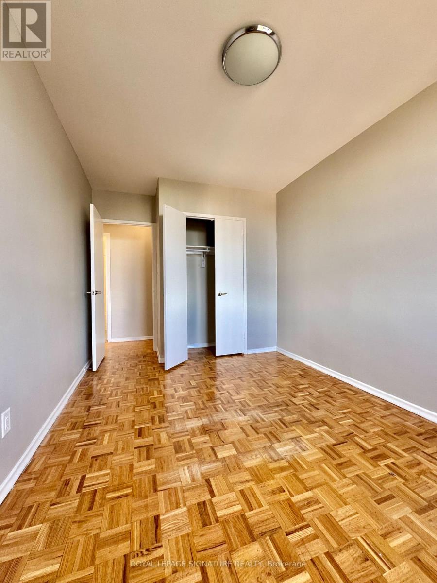 1504 - 6200 Bathurst Street, Toronto, Ontario  M2R 2A3 - Photo 5 - C12442997
