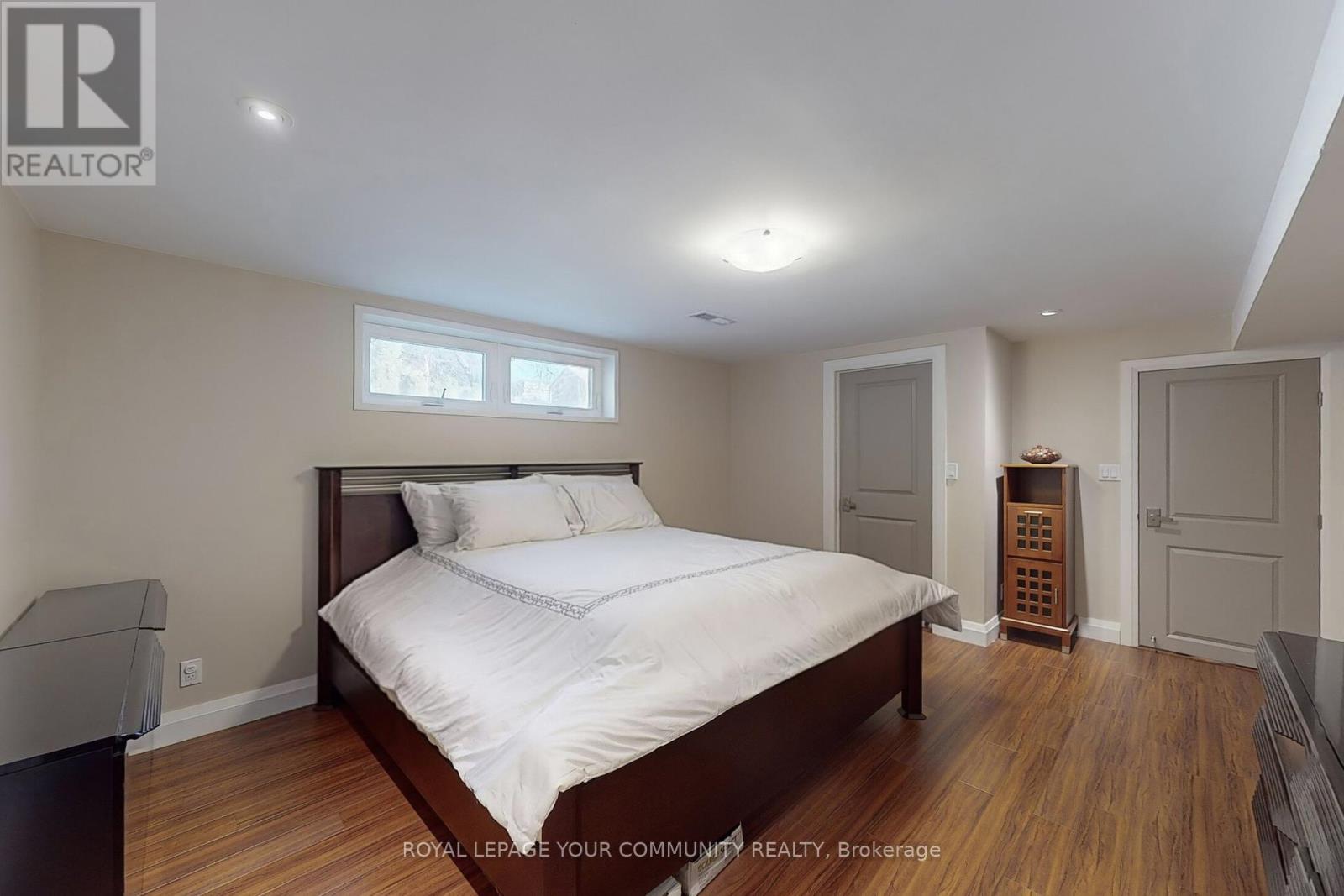 25 Alderdale Court, Toronto (Banbury-Don Mills), Ontario  M3B 2H8 - Photo 18 - C12443005