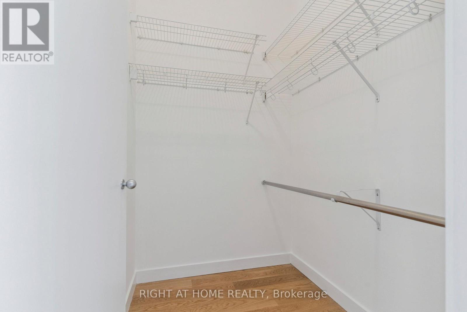 102 - 35 Mariner Terrace, Toronto (Waterfront Communities), Ontario  M5V 3V9 - Photo 18 - C12443064