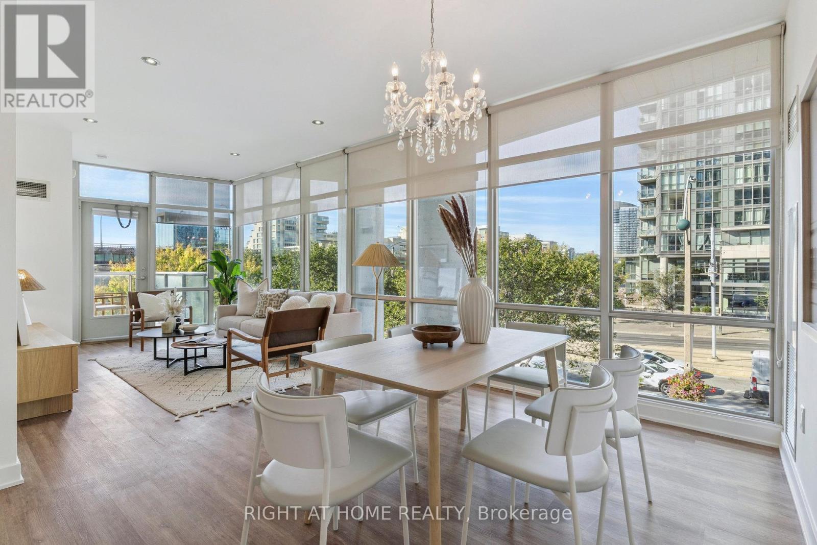 102 - 35 Mariner Terrace, Toronto (Waterfront Communities), Ontario  M5V 3V9 - Photo 5 - C12443064