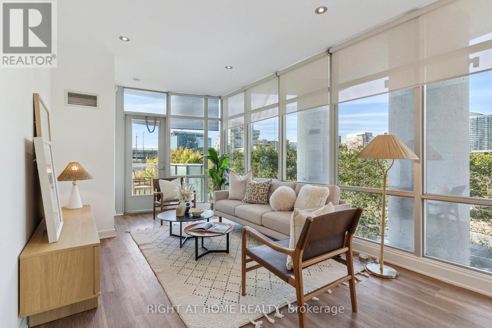 102 - 35 Mariner Terrace, Toronto (Waterfront Communities), Ontario  M5V 3V9 - Photo 6 - C12443064