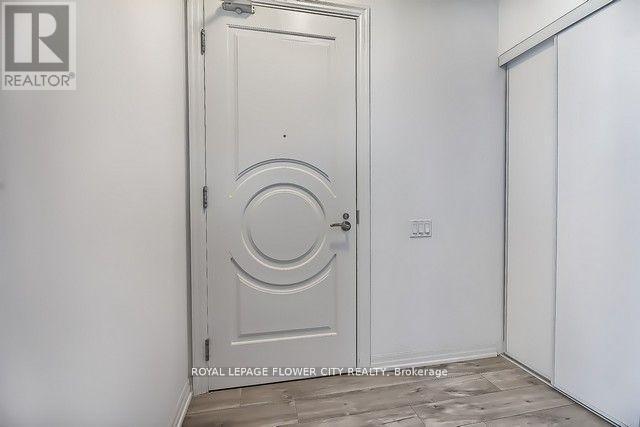 1001 - 88 Blue Jays Way, Toronto, Ontario  M5V 0L7 - Photo 4 - C12443107