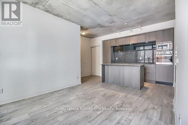1001 - 88 Blue Jays Way, Toronto, Ontario  M5V 0L7 - Photo 7 - C12443107