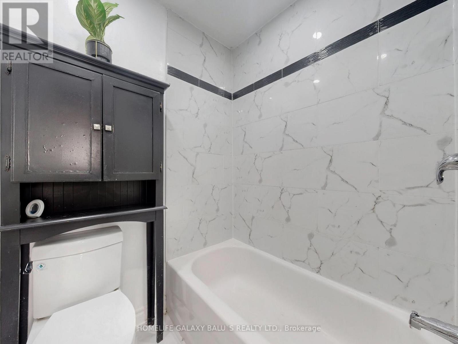 76 Lowry Square, Toronto (Malvern), Ontario  M1B 1N6 - Photo 27 - E12443035