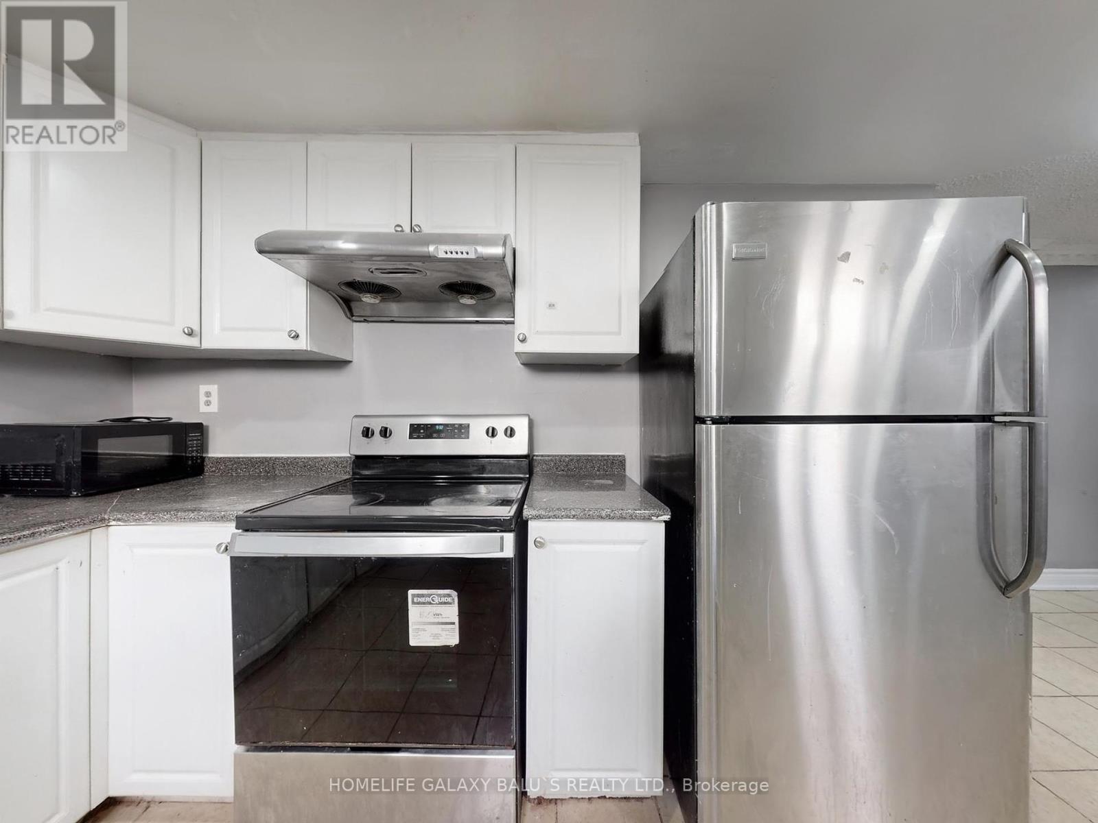 76 Lowry Square, Toronto (Malvern), Ontario  M1B 1N6 - Photo 34 - E12443035