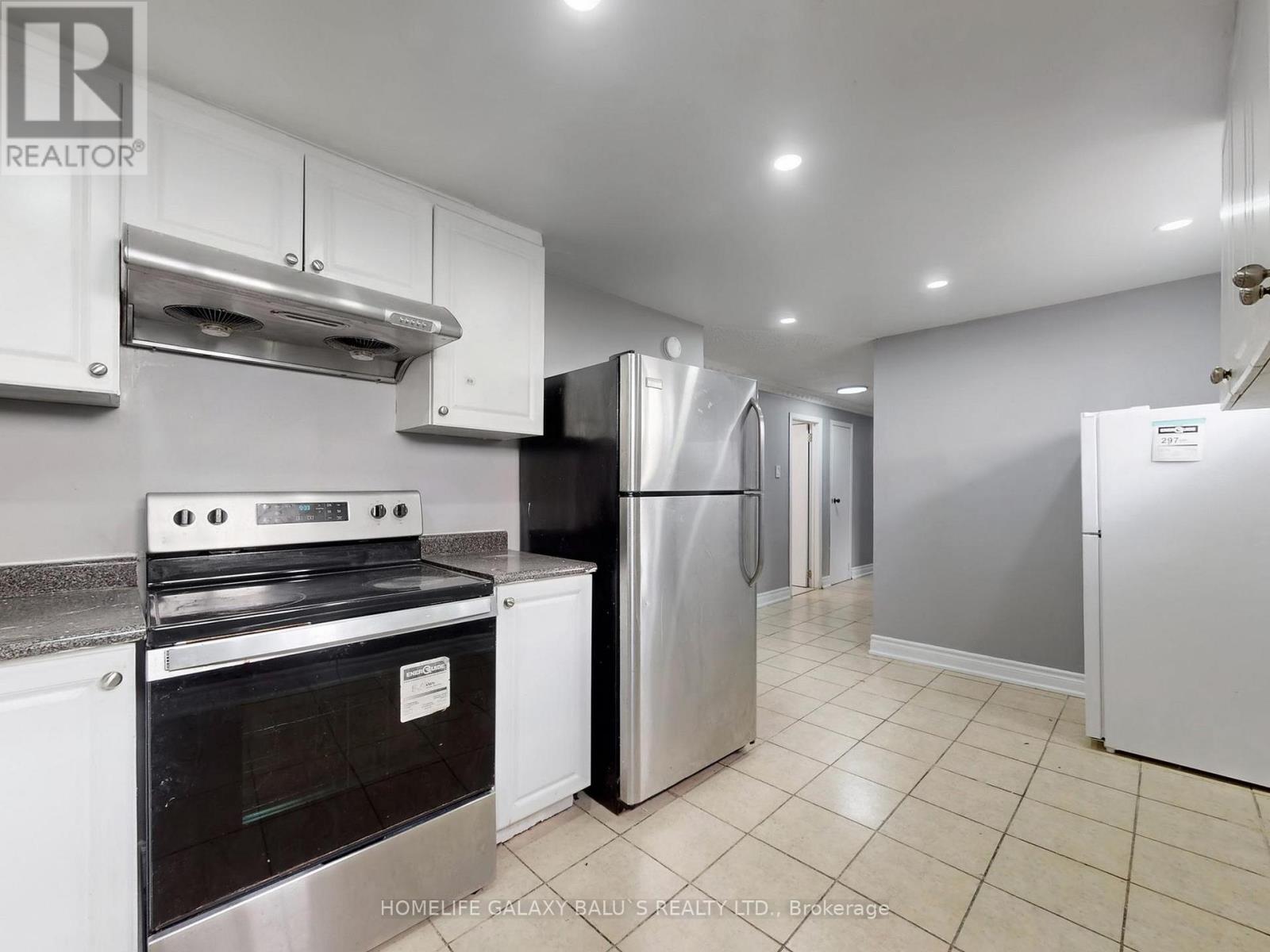 76 Lowry Square, Toronto (Malvern), Ontario  M1B 1N6 - Photo 35 - E12443035