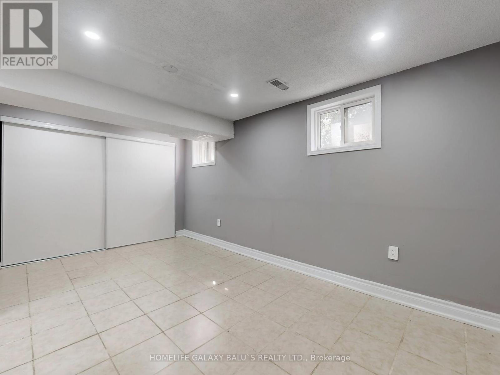 76 Lowry Square, Toronto (Malvern), Ontario  M1B 1N6 - Photo 36 - E12443035