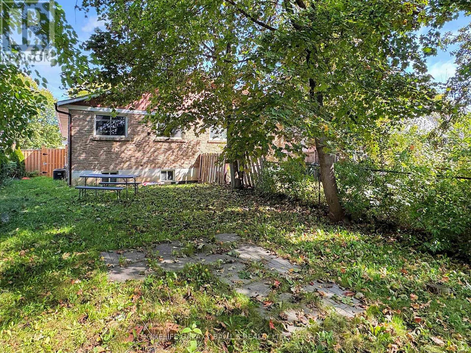 76 Lowry Square, Toronto (Malvern), Ontario  M1B 1N6 - Photo 47 - E12443035