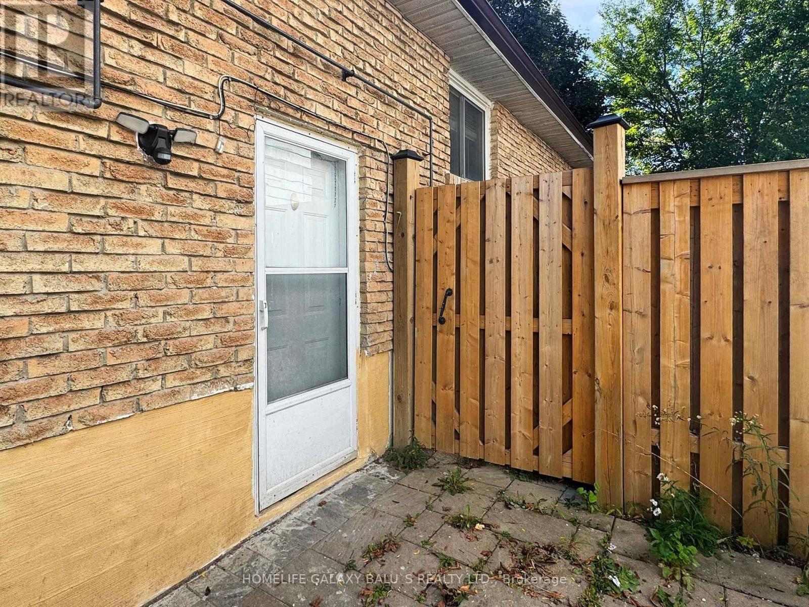 76 Lowry Square, Toronto (Malvern), Ontario  M1B 1N6 - Photo 49 - E12443035