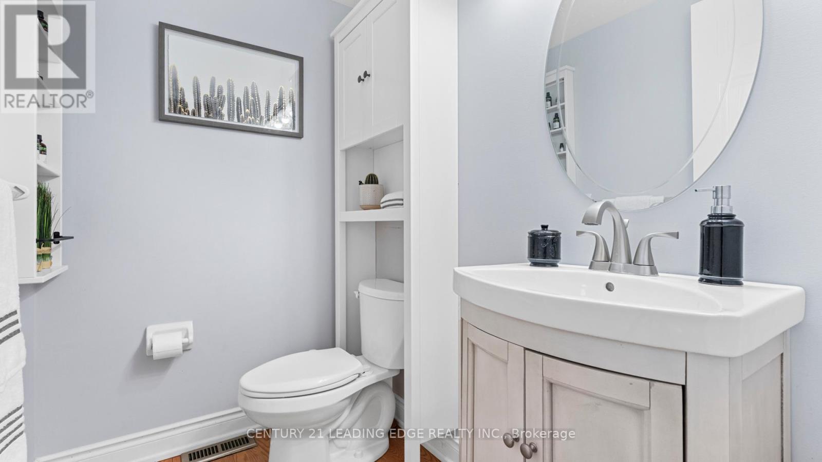 330 Sparrow Circle, Pickering (Highbush), Ontario  L1V 6Y3 - Photo 8 - E12443038