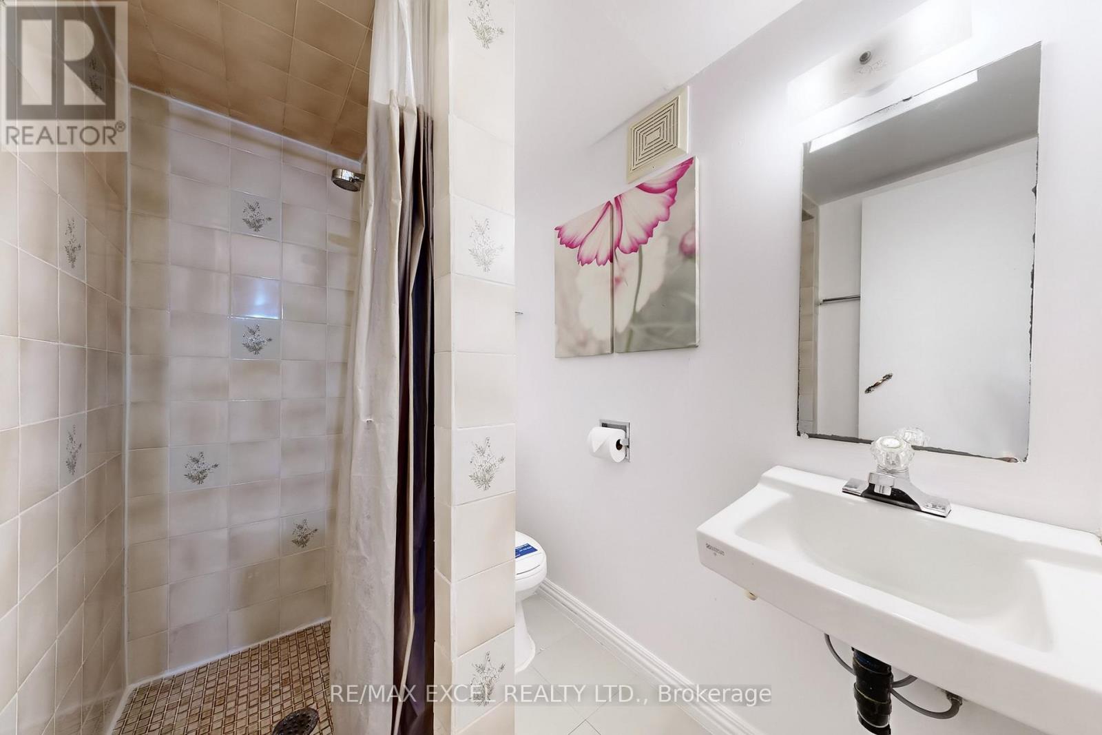 29 Green Spring Drive, Toronto (Milliken), Ontario  M1V 2A9 - Photo 34 - E12443063