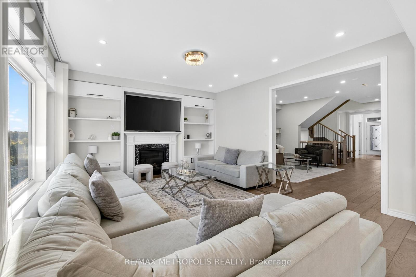 127 Mcphail Avenue, Clarington, Ontario  L1C 7H2 - Photo 13 - E12443087