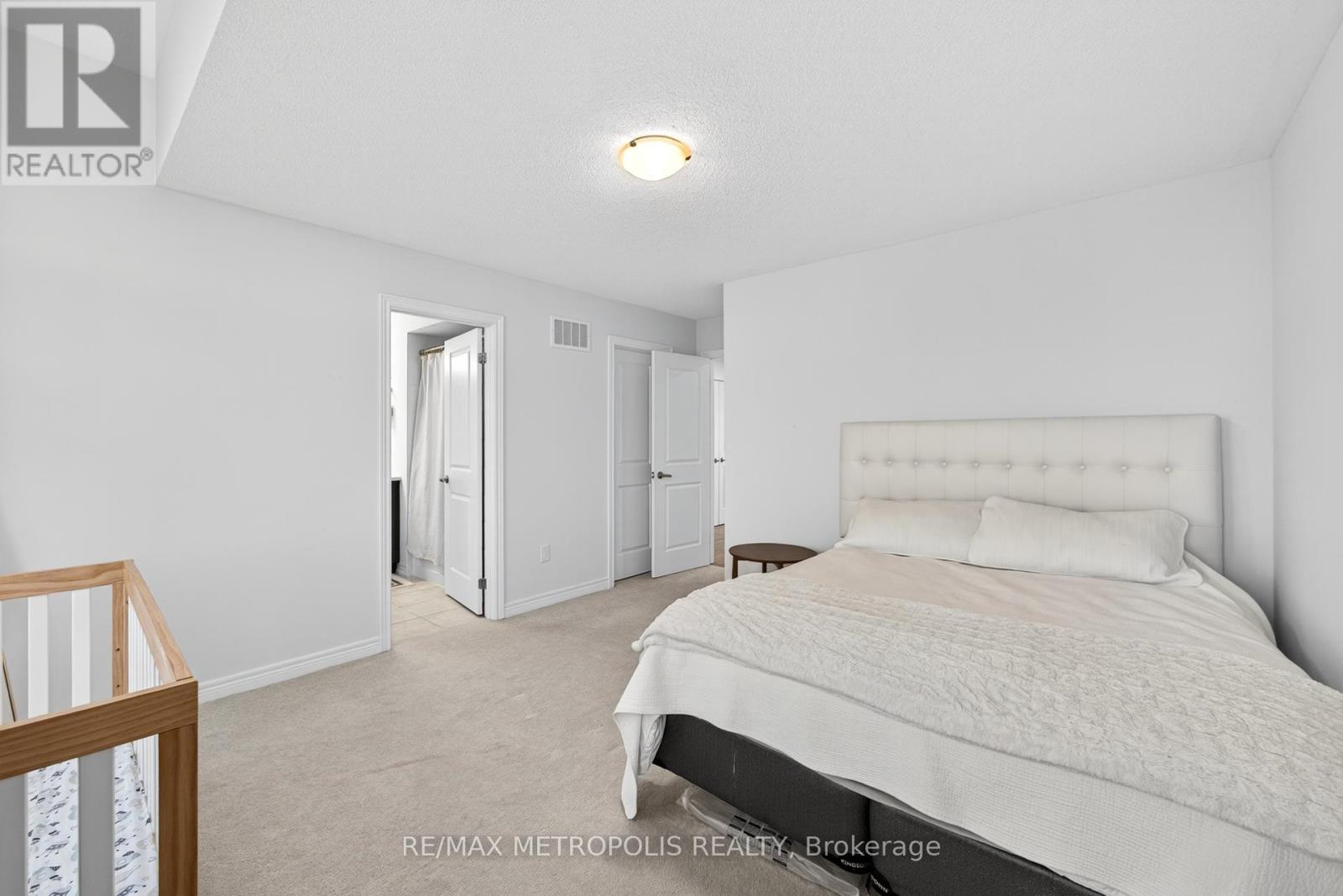 127 Mcphail Avenue, Clarington, Ontario  L1C 7H2 - Photo 36 - E12443087