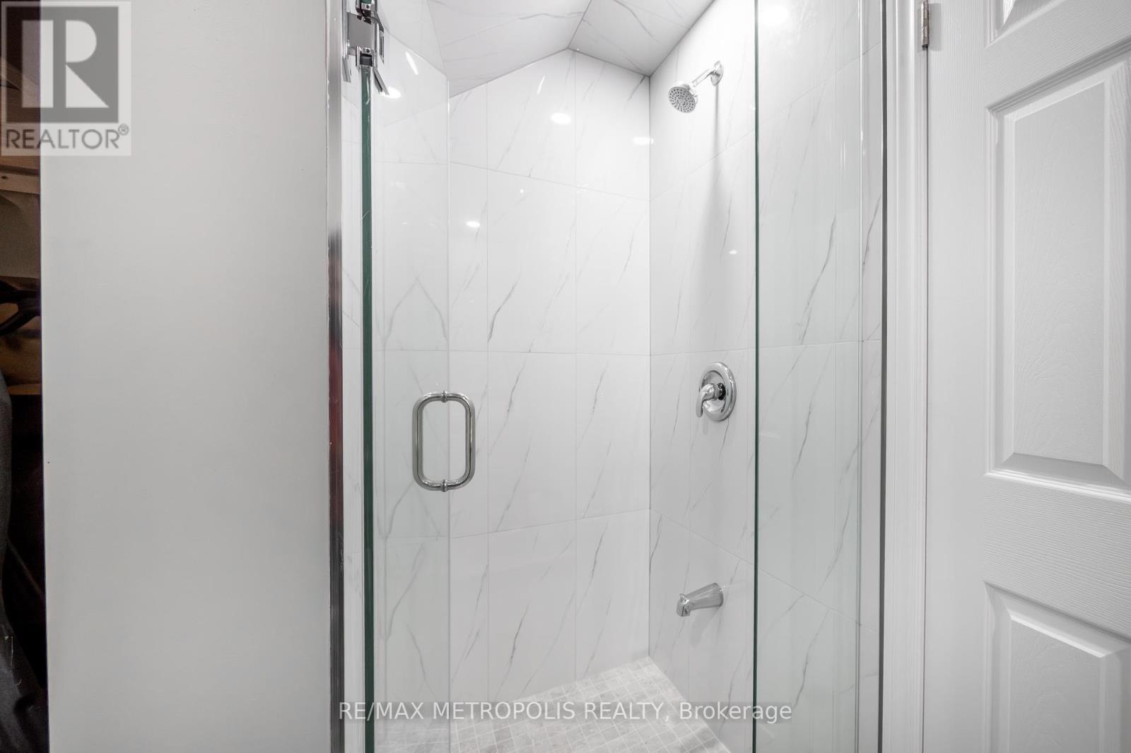 127 Mcphail Avenue, Clarington (Bowmanville), Ontario  L1C 7H2 - Photo 44 - E12443087