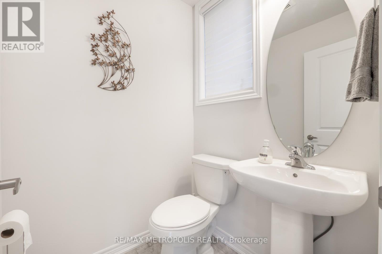 127 Mcphail Avenue, Clarington, Ontario  L1C 7H2 - Photo 6 - E12443087