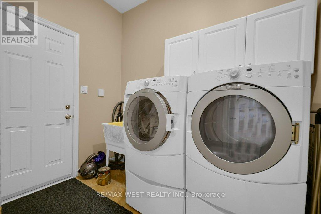 172 Napa Valley Avenue, Vaughan (Sonoma Heights), Ontario  L4H 1L1 - Photo 20 - N12442945