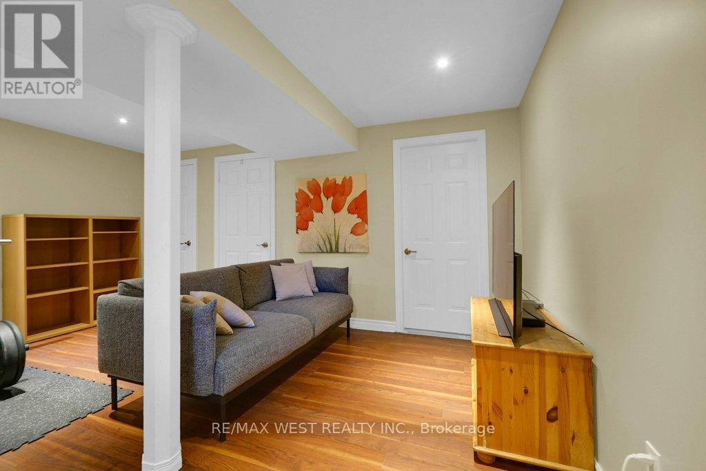 172 Napa Valley Avenue, Vaughan (Sonoma Heights), Ontario  L4H 1L1 - Photo 21 - N12442945