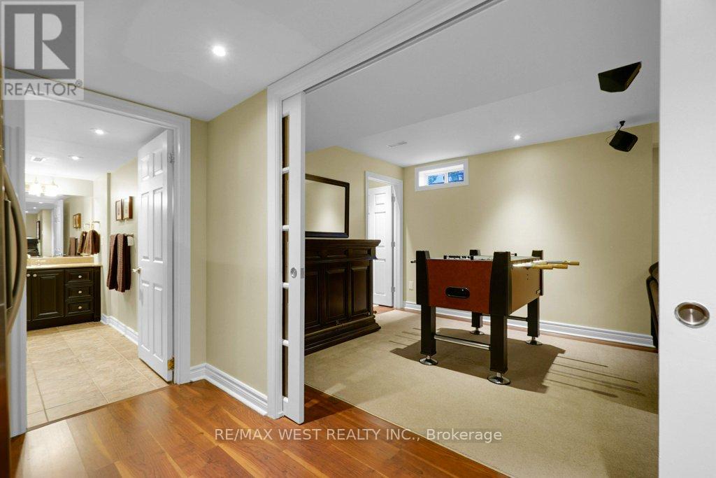 172 Napa Valley Avenue, Vaughan (Sonoma Heights), Ontario  L4H 1L1 - Photo 24 - N12442945