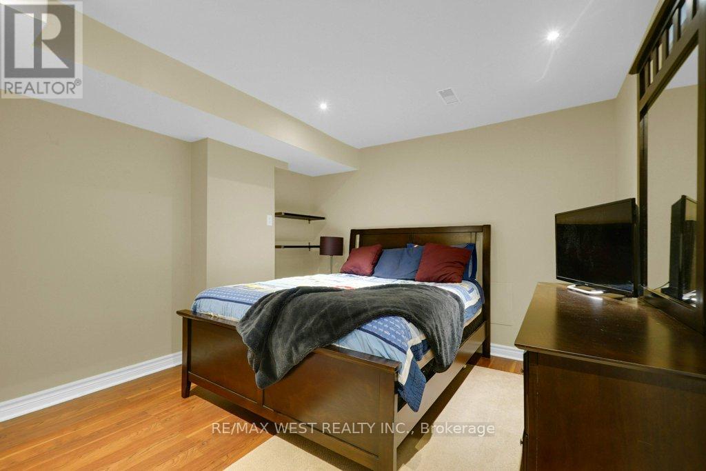 172 Napa Valley Avenue, Vaughan (Sonoma Heights), Ontario  L4H 1L1 - Photo 27 - N12442945