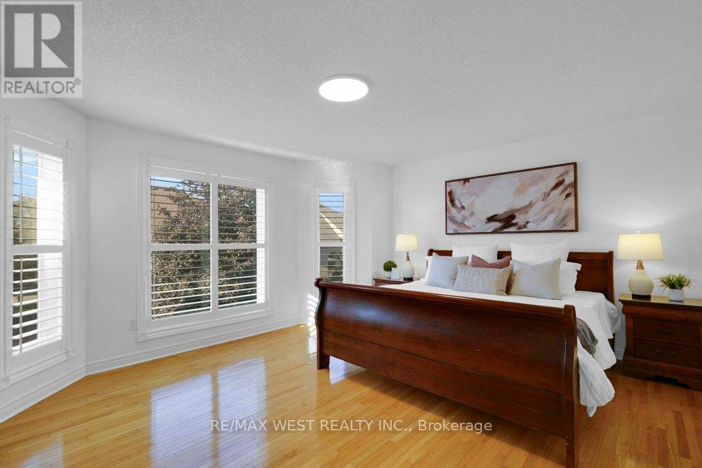 172 Napa Valley Avenue, Vaughan (Sonoma Heights), Ontario  L4H 1L1 - Photo 30 - N12442945