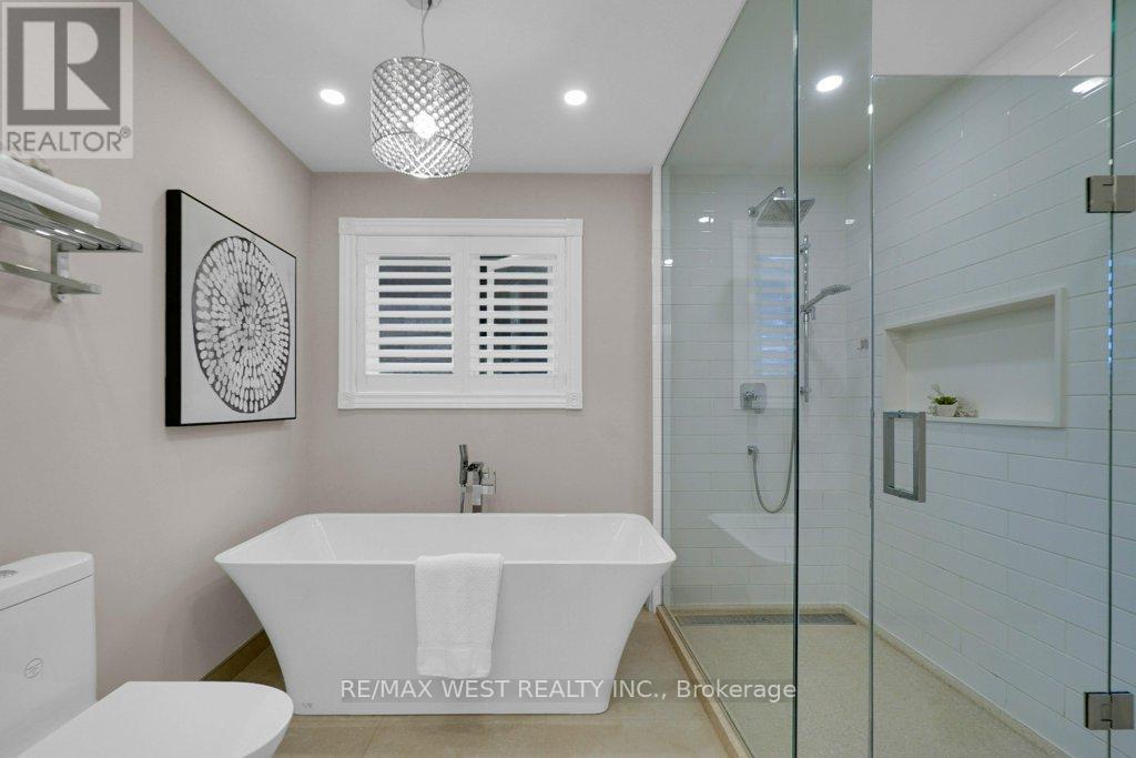 172 Napa Valley Avenue, Vaughan (Sonoma Heights), Ontario  L4H 1L1 - Photo 34 - N12442945