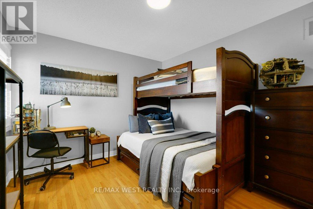172 Napa Valley Avenue, Vaughan (Sonoma Heights), Ontario  L4H 1L1 - Photo 40 - N12442945