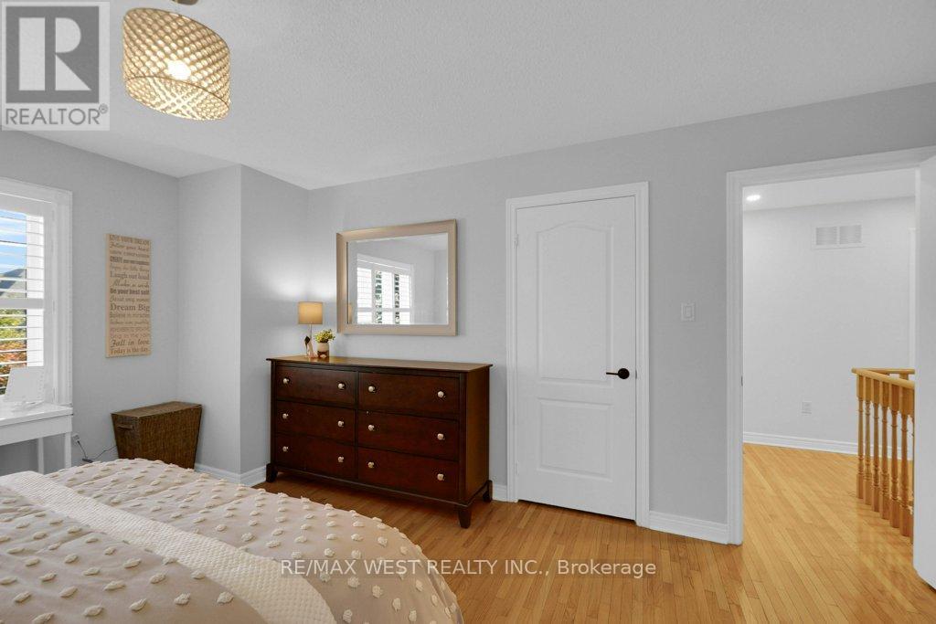 172 Napa Valley Avenue, Vaughan (Sonoma Heights), Ontario  L4H 1L1 - Photo 45 - N12442945