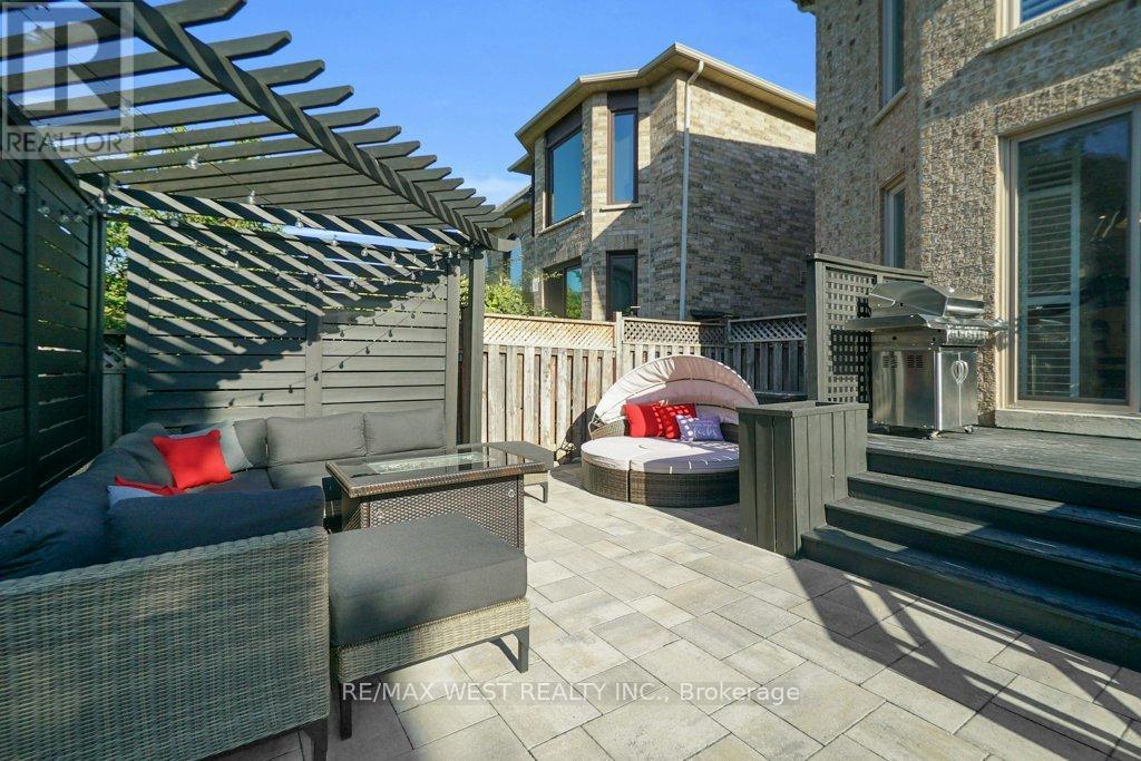 172 Napa Valley Avenue, Vaughan (Sonoma Heights), Ontario  L4H 1L1 - Photo 49 - N12442945