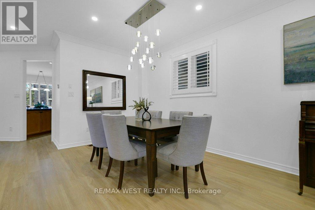 172 Napa Valley Avenue, Vaughan (Sonoma Heights), Ontario  L4H 1L1 - Photo 5 - N12442945