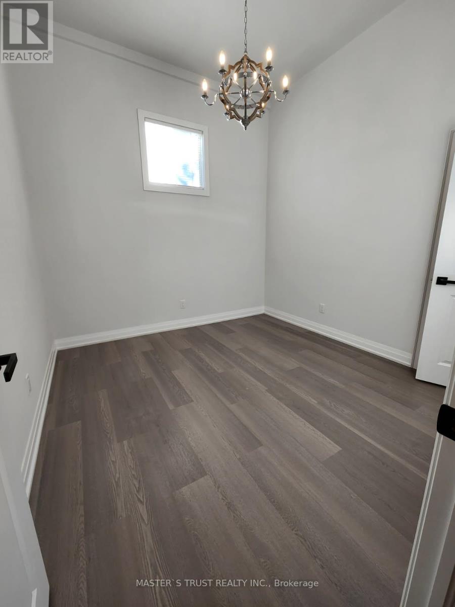 2 - 54 Main Street S, Uxbridge, Ontario  L9P 1J2 - Photo 2 - N12442958