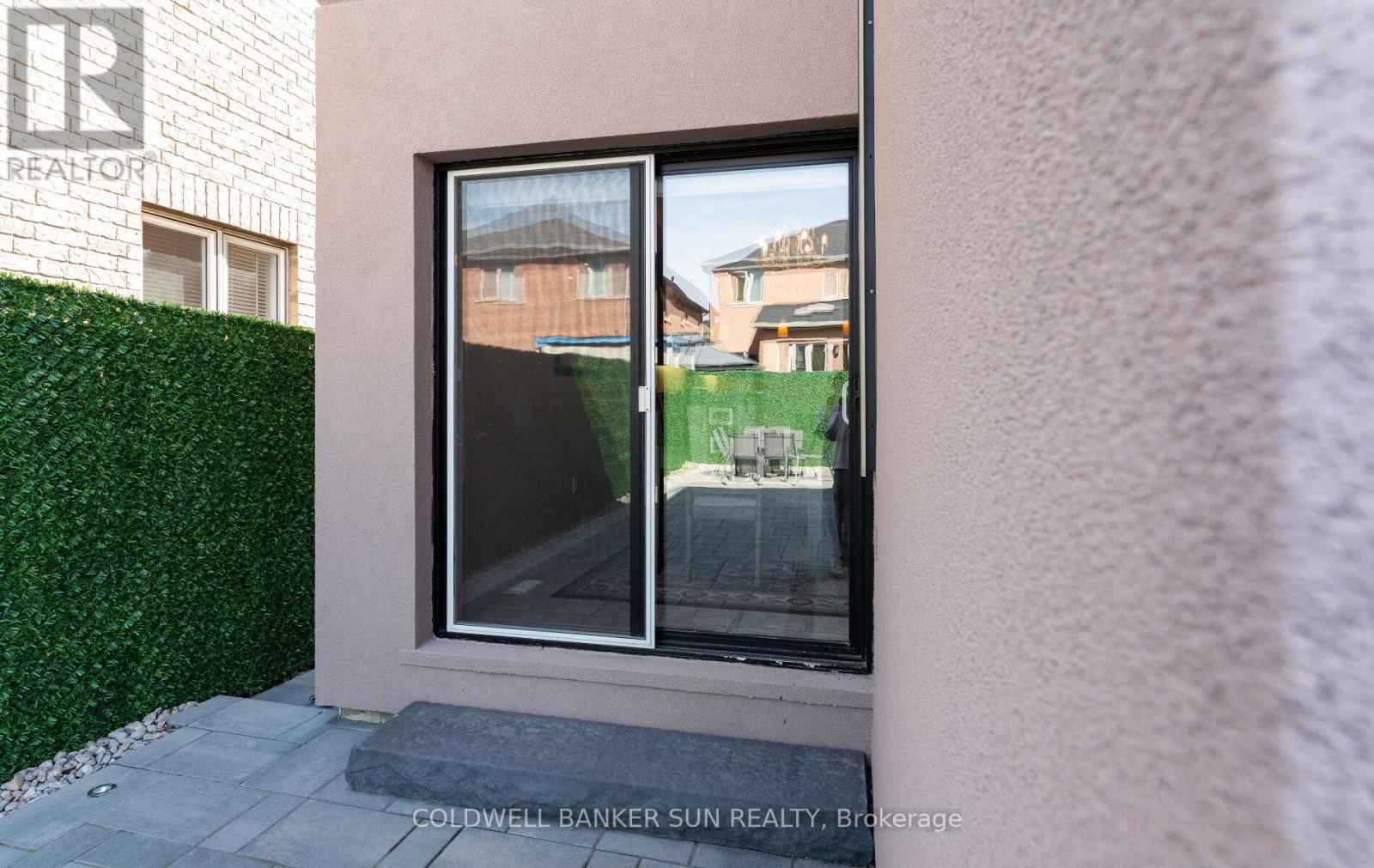 164 Canada Drive, Vaughan (Vellore Village), Ontario  L4K 0K1 - Photo 42 - N12443001