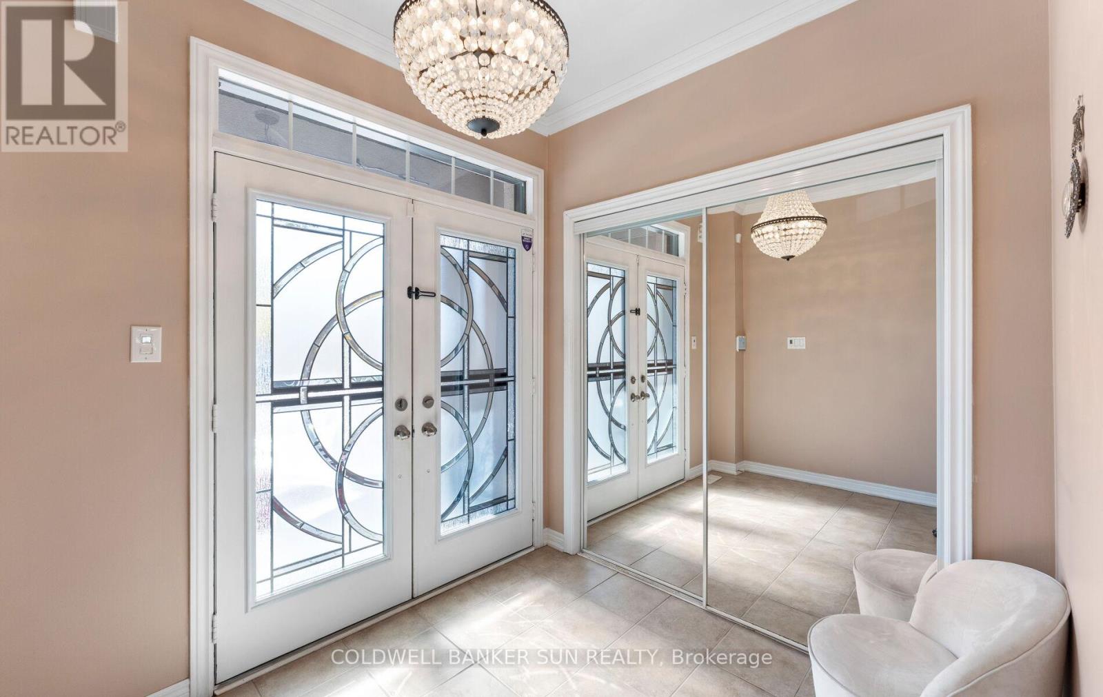 164 Canada Drive, Vaughan (Vellore Village), Ontario  L4K 0K1 - Photo 8 - N12443001