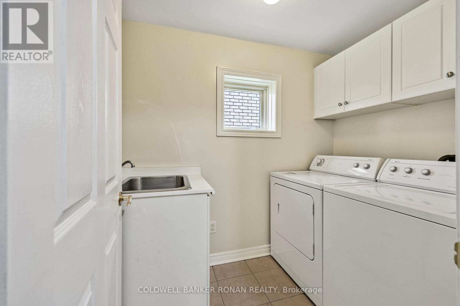 9 - 8 Malibu Manor W, New Tecumseth (Alliston), Ontario  L9R 2C1 - Photo 29 - N12443030