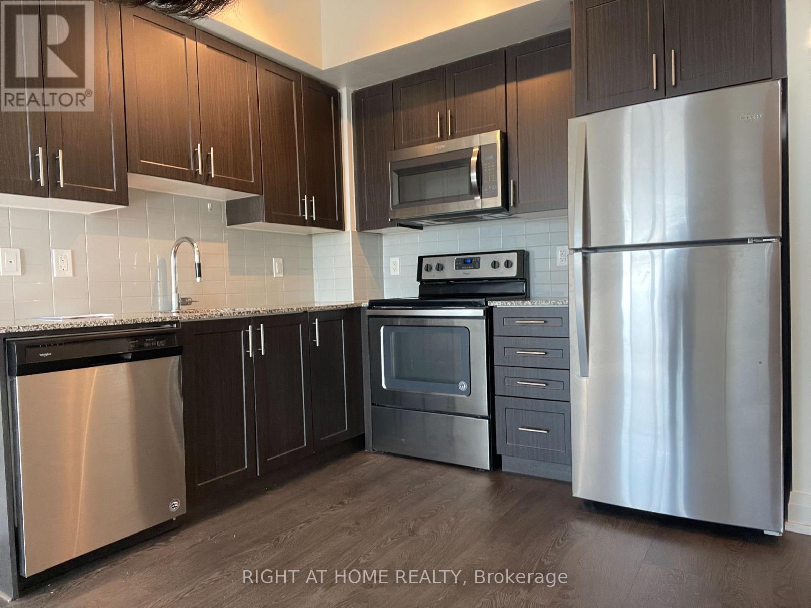 2303 - 3700 Highway 7, Vaughan, Ontario  L4L 0G8 - Photo 13 - N12443056