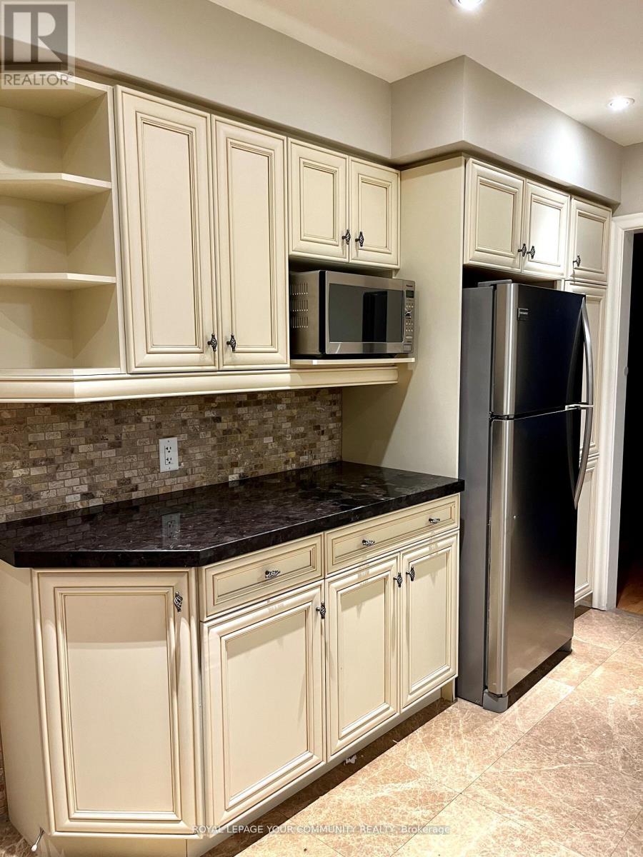 Upper - 134 James Street, King, Ontario  L7B 1J6 - Photo 4 - N12443067
