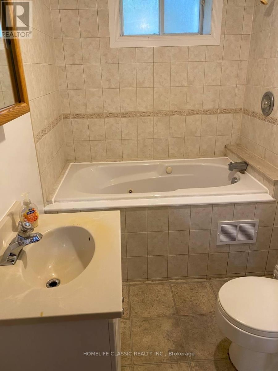 226 Royal Road, Georgina (Keswick South), Ontario  L4P 2T7 - Photo 22 - N12443068