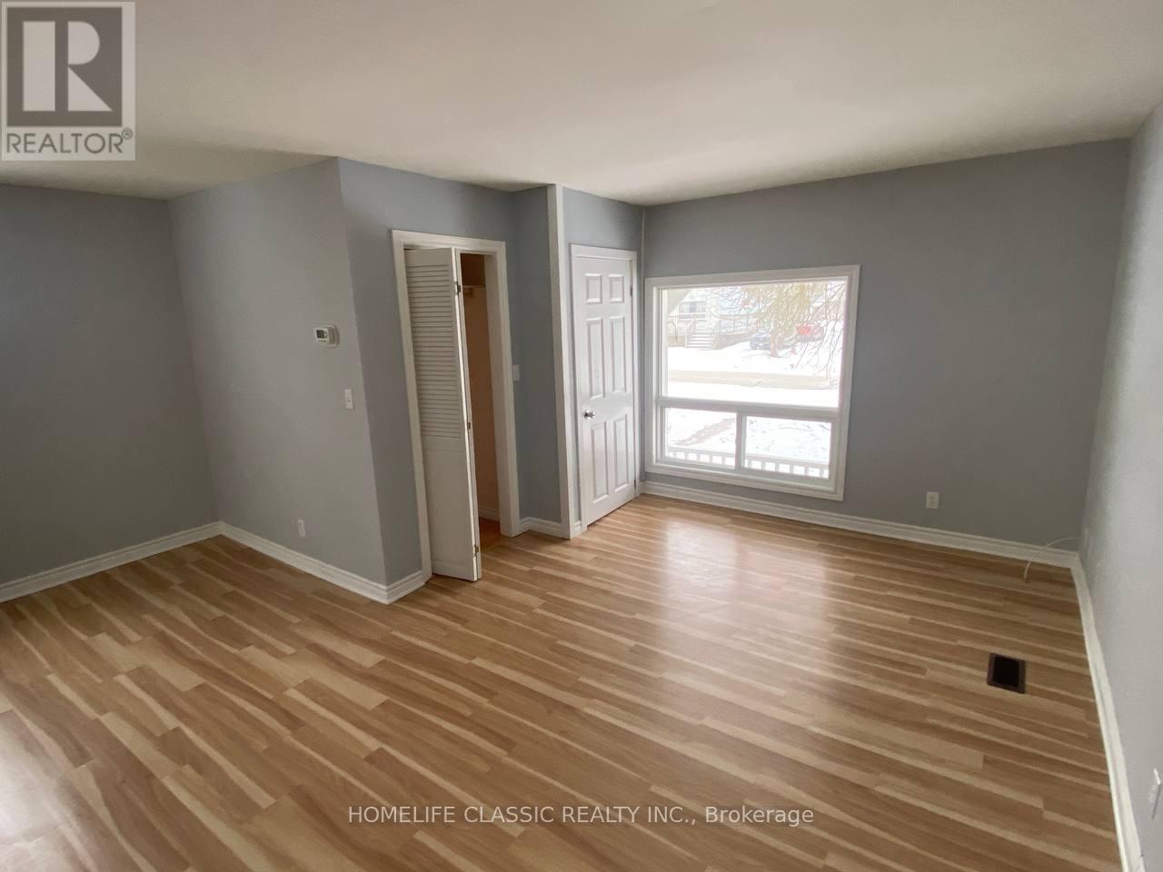 226 Royal Road, Georgina (Keswick South), Ontario  L4P 2T7 - Photo 3 - N12443068