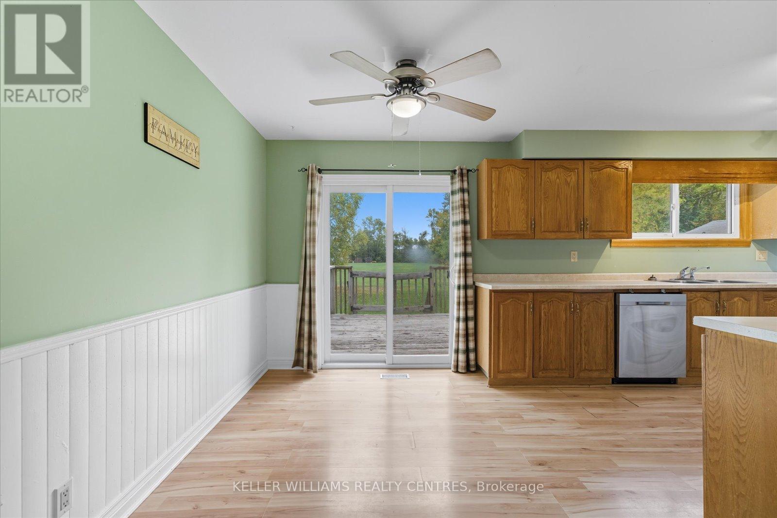 35 Regent Street, Georgina (Pefferlaw), Ontario  L0E 1N0 - Photo 21 - N12443079
