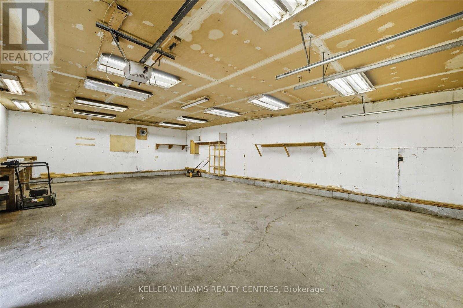 35 Regent Street, Georgina (Pefferlaw), Ontario  L0E 1N0 - Photo 45 - N12443079